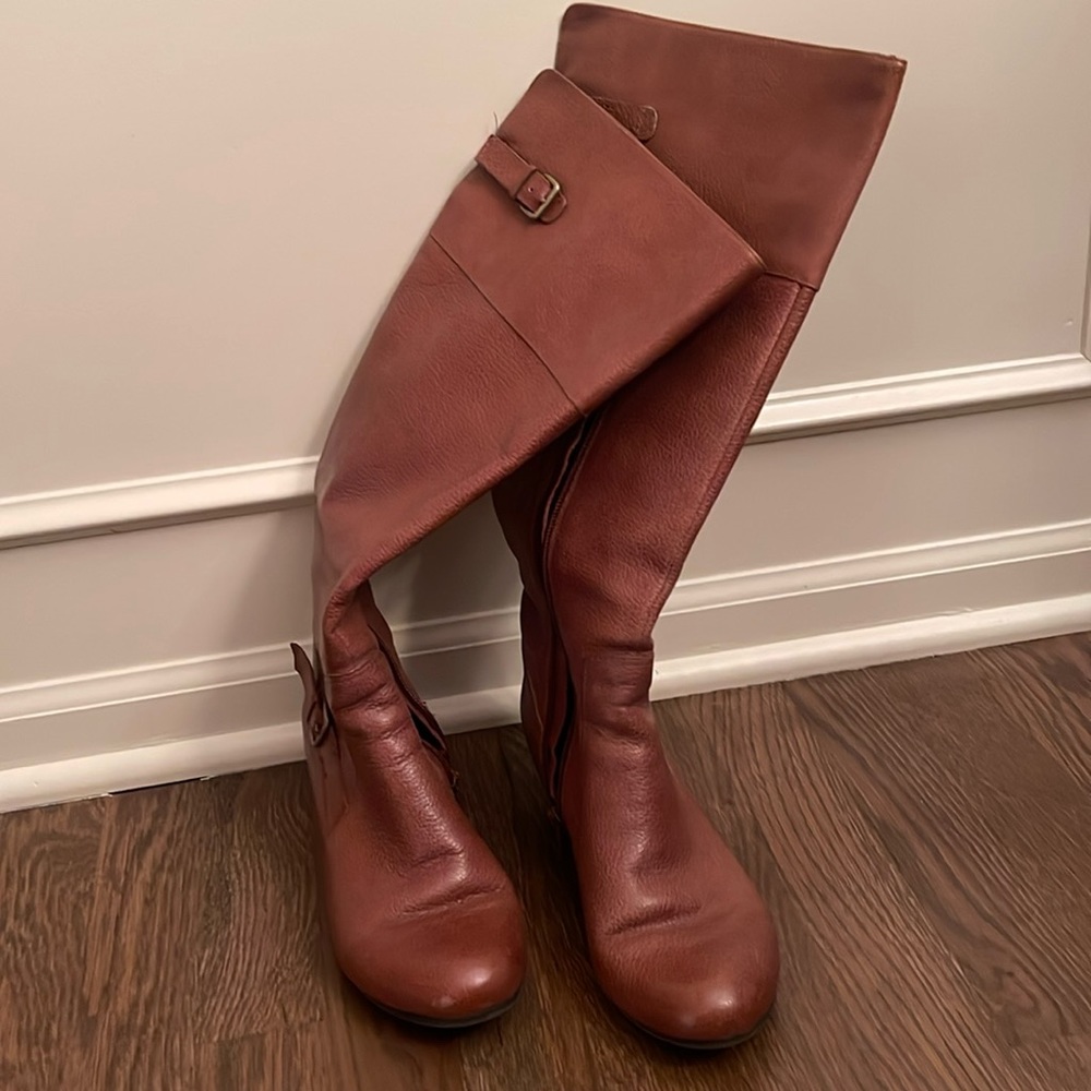 Abound cognac wedge boots size 7 W